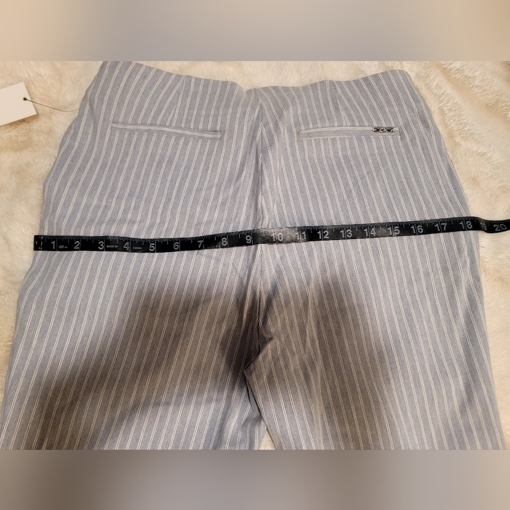 Calvin Klein Cropped Straight Leg Stretchy Pants Sz 10 - Picture 9 of 12